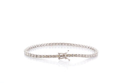 Bracelet line diamonds in 18k gold
