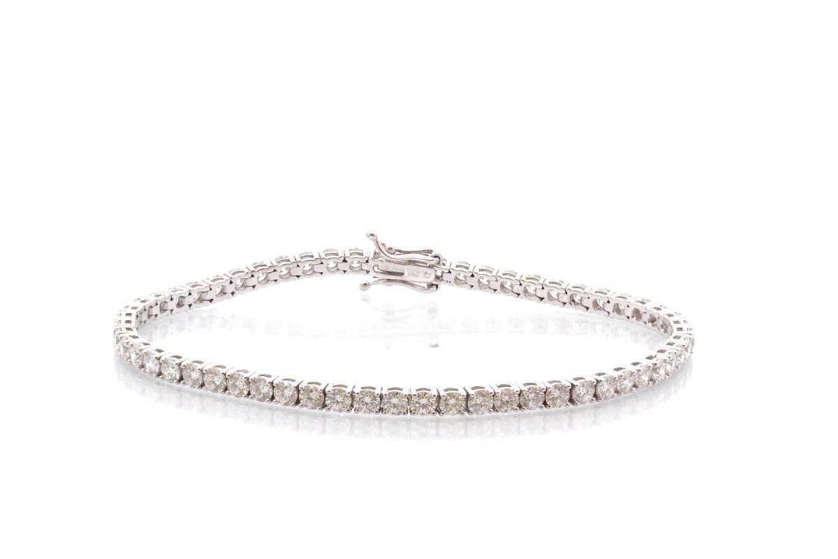 Bracelet line diamonds in 18k gold