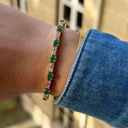 Bracelet Ligne en or jaune, émeraudes et diamants - Castafiore
