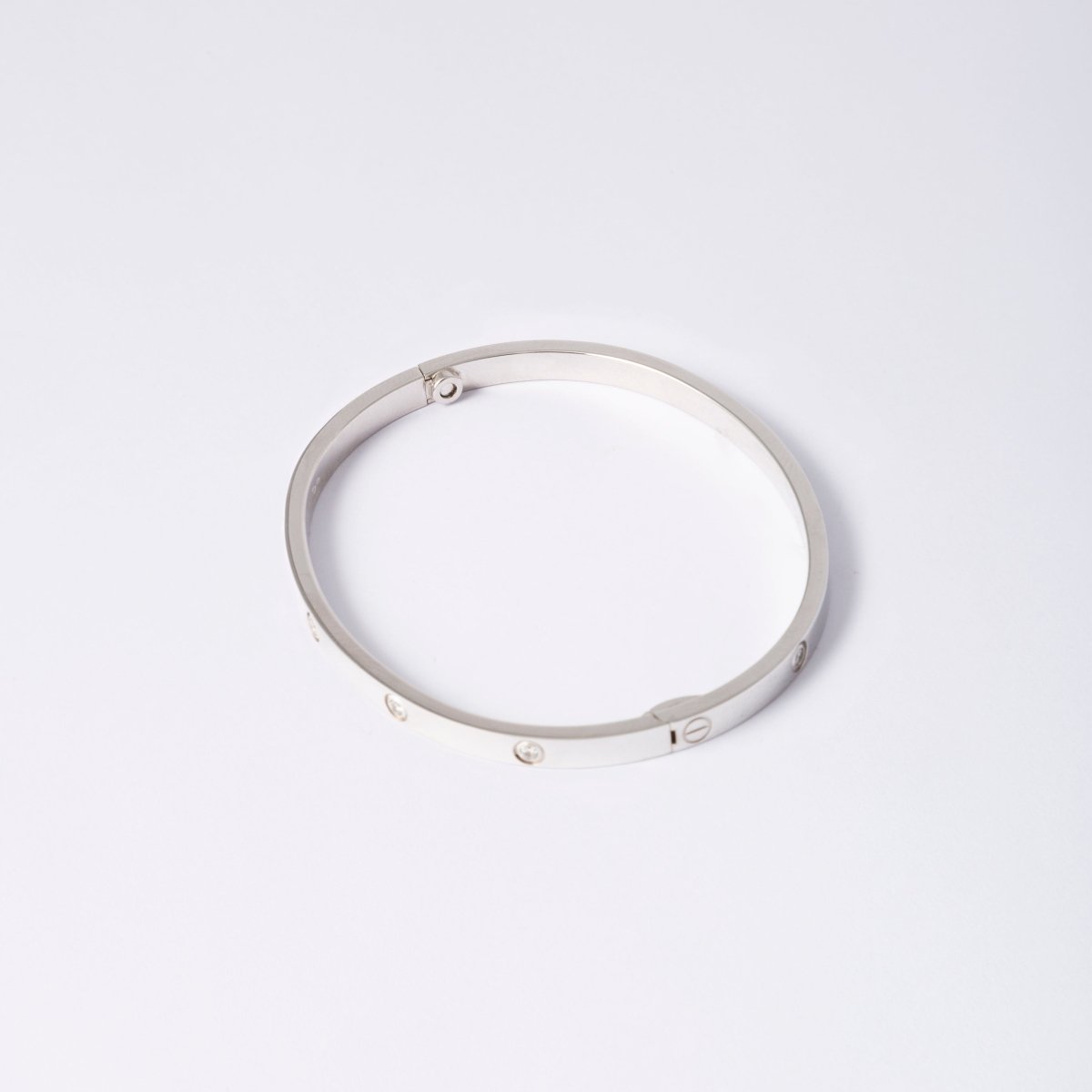 Bracelet "Love" CARTIER en or gris, petit modèle, 10 diamants - Castafiore