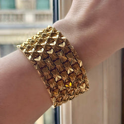 Bracelet manchette souple à maille fleurie - Castafiore