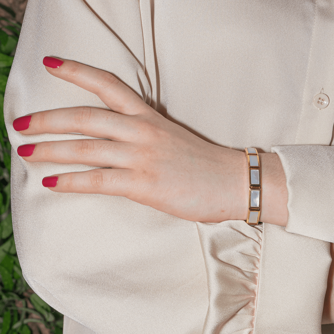 Bracelet MAUBOUSSIN "Palmier" en or jaune et nacre - Castafiore