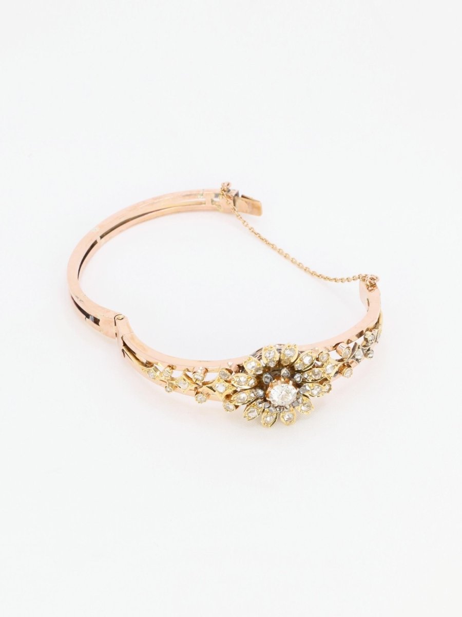 Bracelet Napoléon III fleur mobile or rose diamants taille ancienne - Castafiore