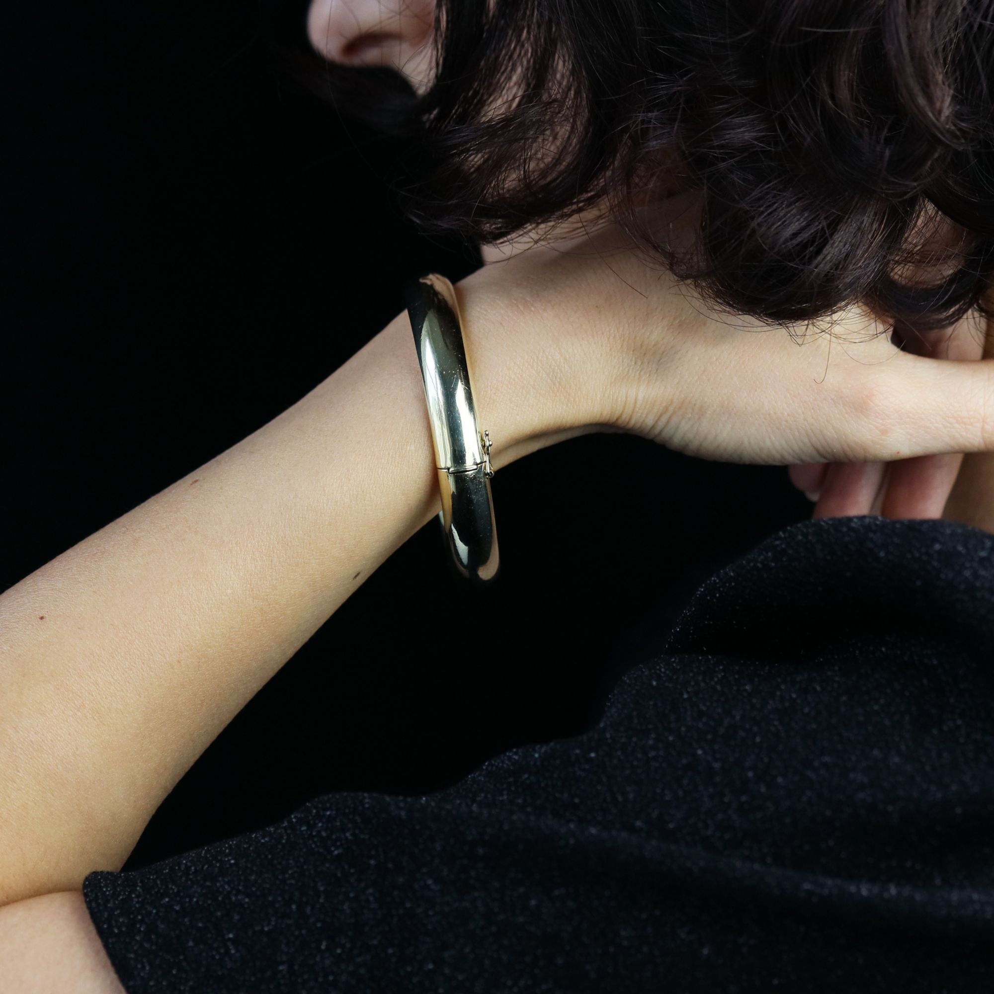 Bracelet or jaune demi jonc