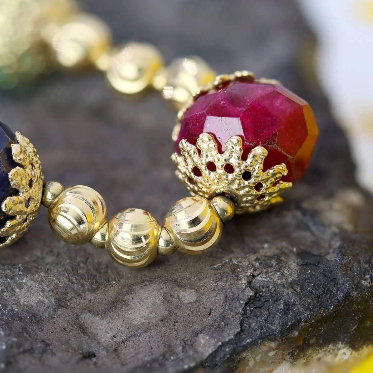 Bracelet yellow gold and ruby sapphire emerald beads