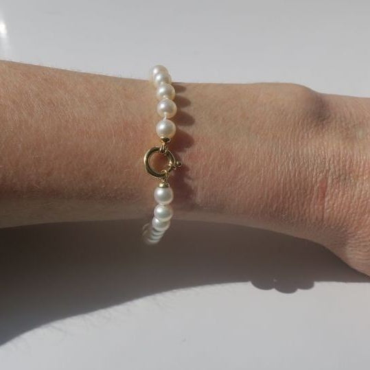 Bracelet perles fermoir anneau marin en or jaune et perle - Castafiore