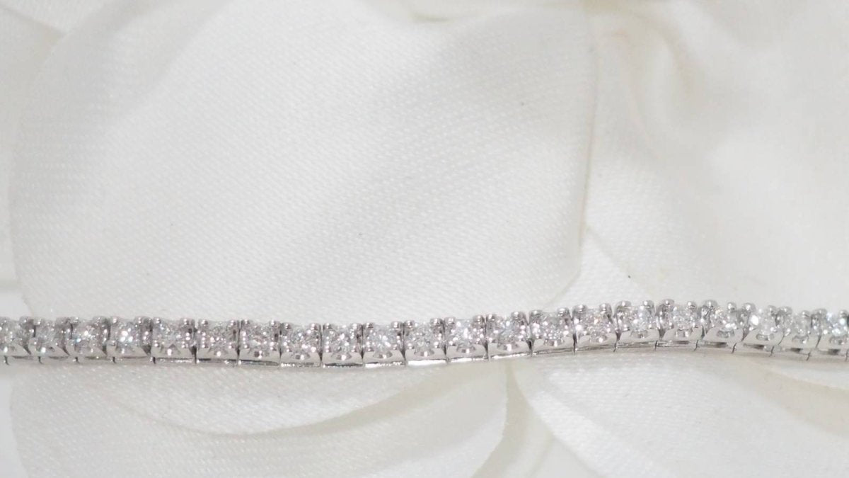 Bracelet rivière en or blanc et diamants 1ct