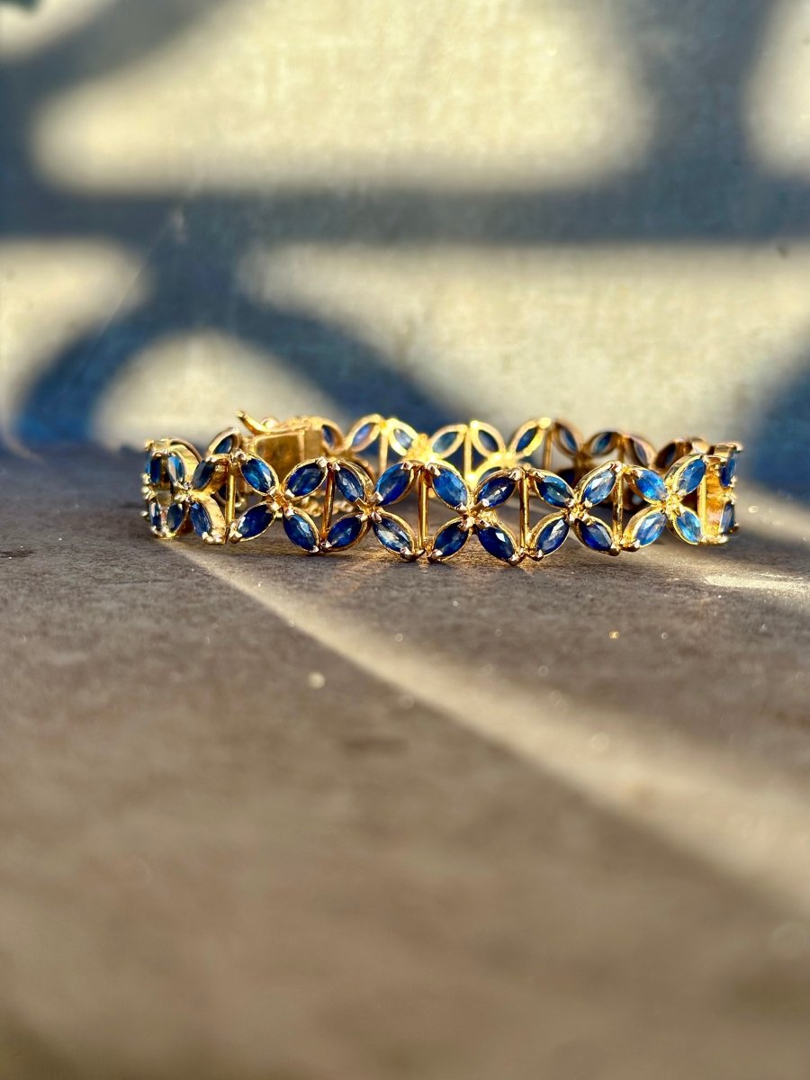Bracelet rosaces en or jaune et saphir - Castafiore