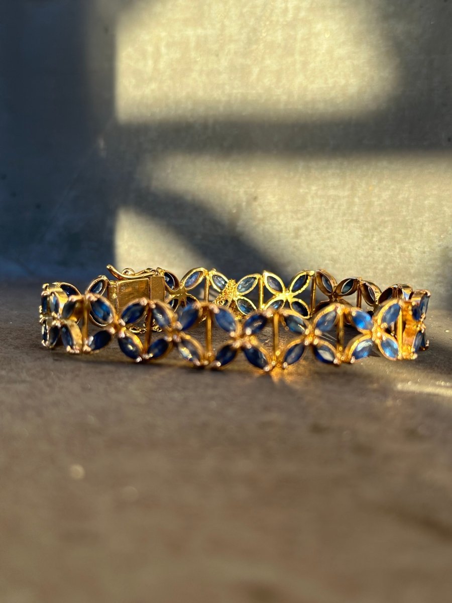 Bracelet rosaces en or jaune et saphir - Castafiore