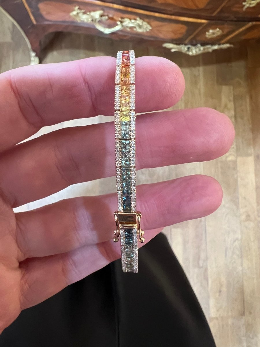 Bracelet Tennis 5.70 Carats Saphirs Arc - En - Ciel & Diamants Or Rose 18 Carats - Castafiore