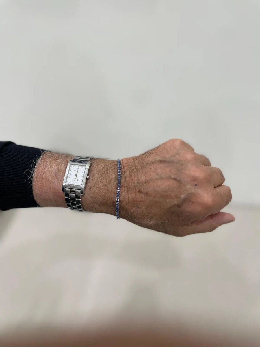 Bracelet tennis en or avec saphir bleu naturel de 7 carats - Castafiore