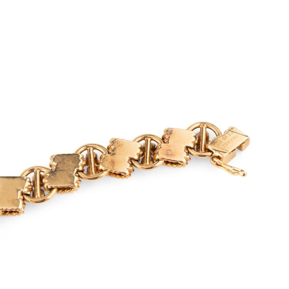 Bracelet VAN CLEEF & ARPELS en or jaune, saphirs et diamants - Castafiore