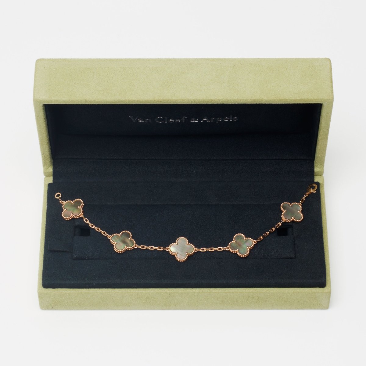 Bracelet Van Cleef & Arpels SPECIAL ORDER Vintage Alhambra 5 motifs nacre grise en or rose - Castafiore