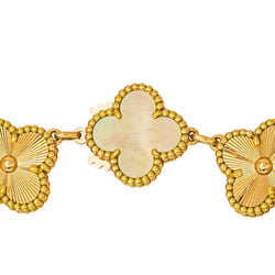 Bracelet VAN CLEEF & ARPELS "Sweet Alhambra" en or jaune, nacre - Castafiore