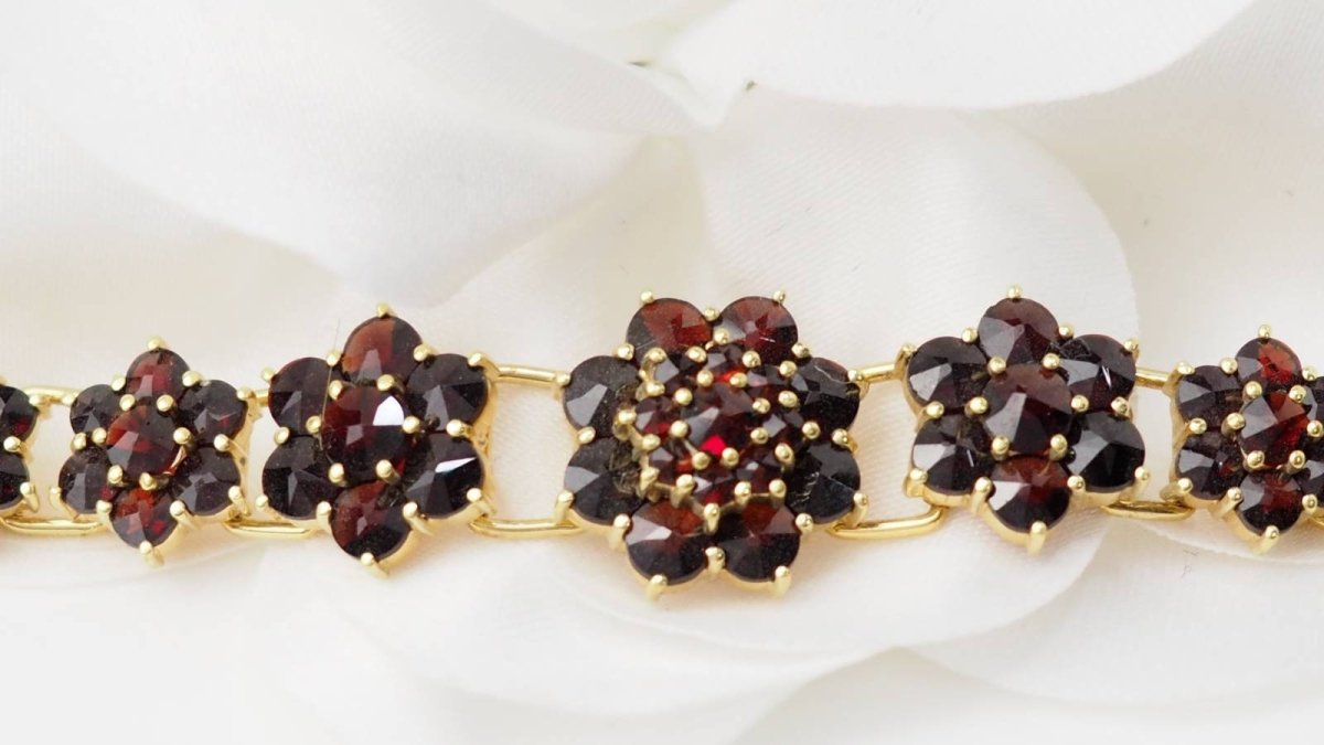 Bracelet vintage en or jaune et grenat - Castafiore