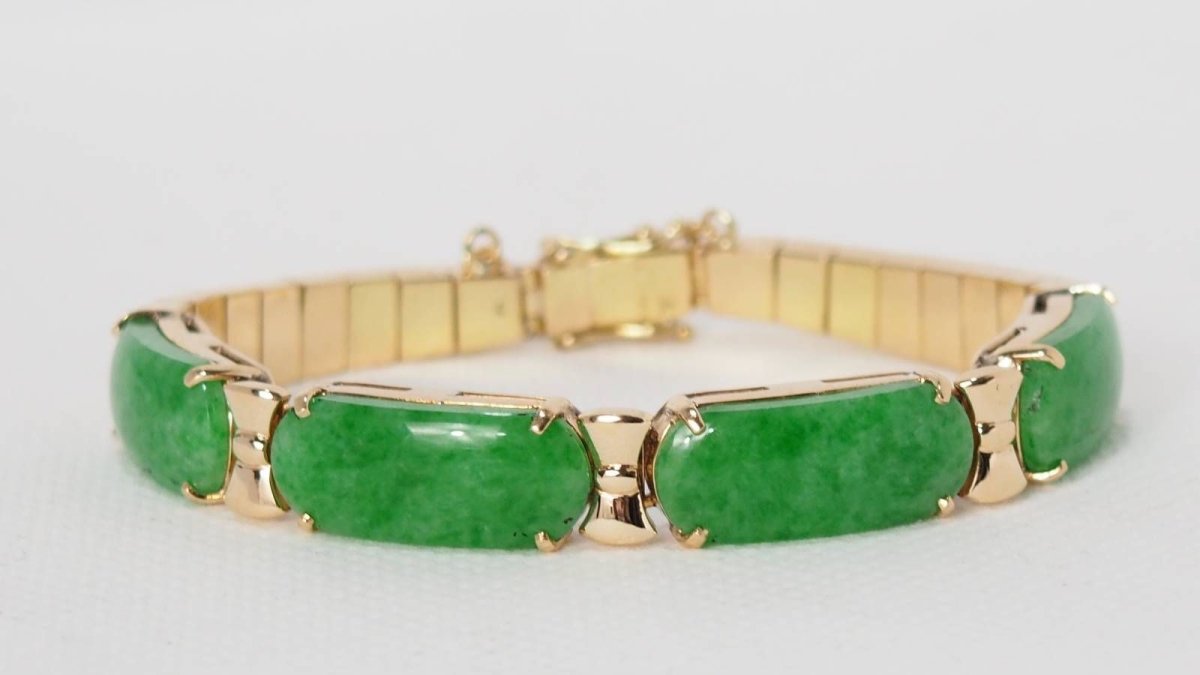 Bracelet vintage en or jaune, jade et diamants - Castafiore