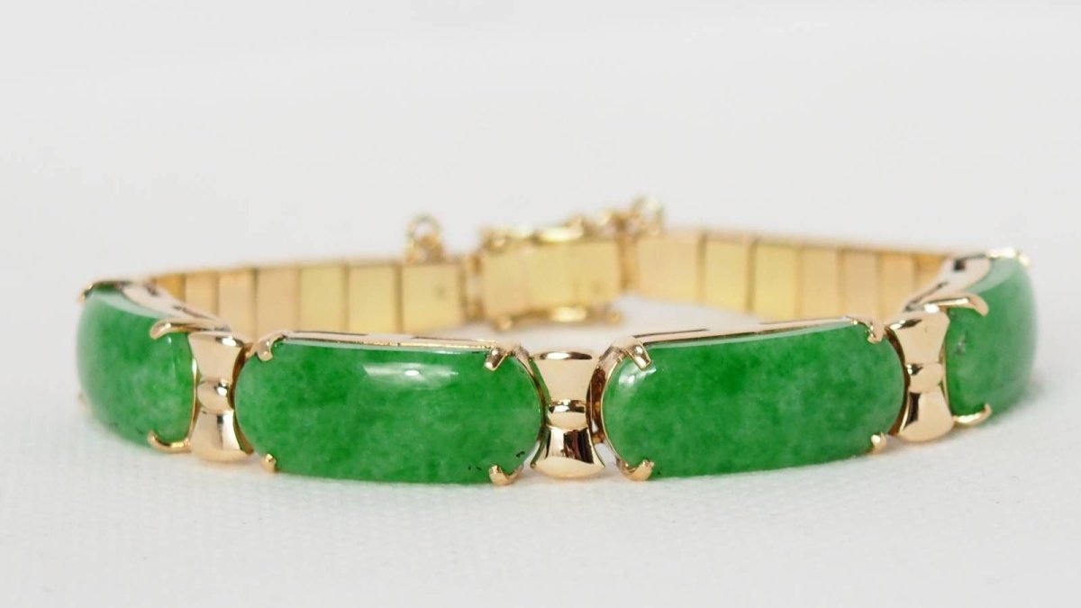 Bracelet vintage en or jaune, jade et diamants - Castafiore