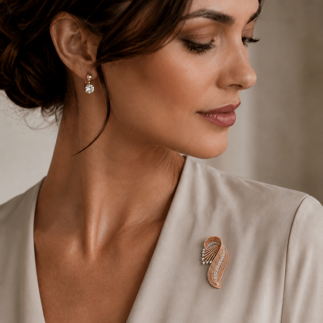 Broce Clip en or jaune et diamants - Castafiore