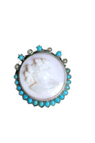 Broche ancienne Autrichienne camée coquille rose, turquoises, et perles sur argent - Castafiore