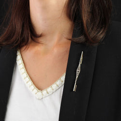 Broche ANCIENNE Barrette en or jaune et platine avec diamants - Castafiore