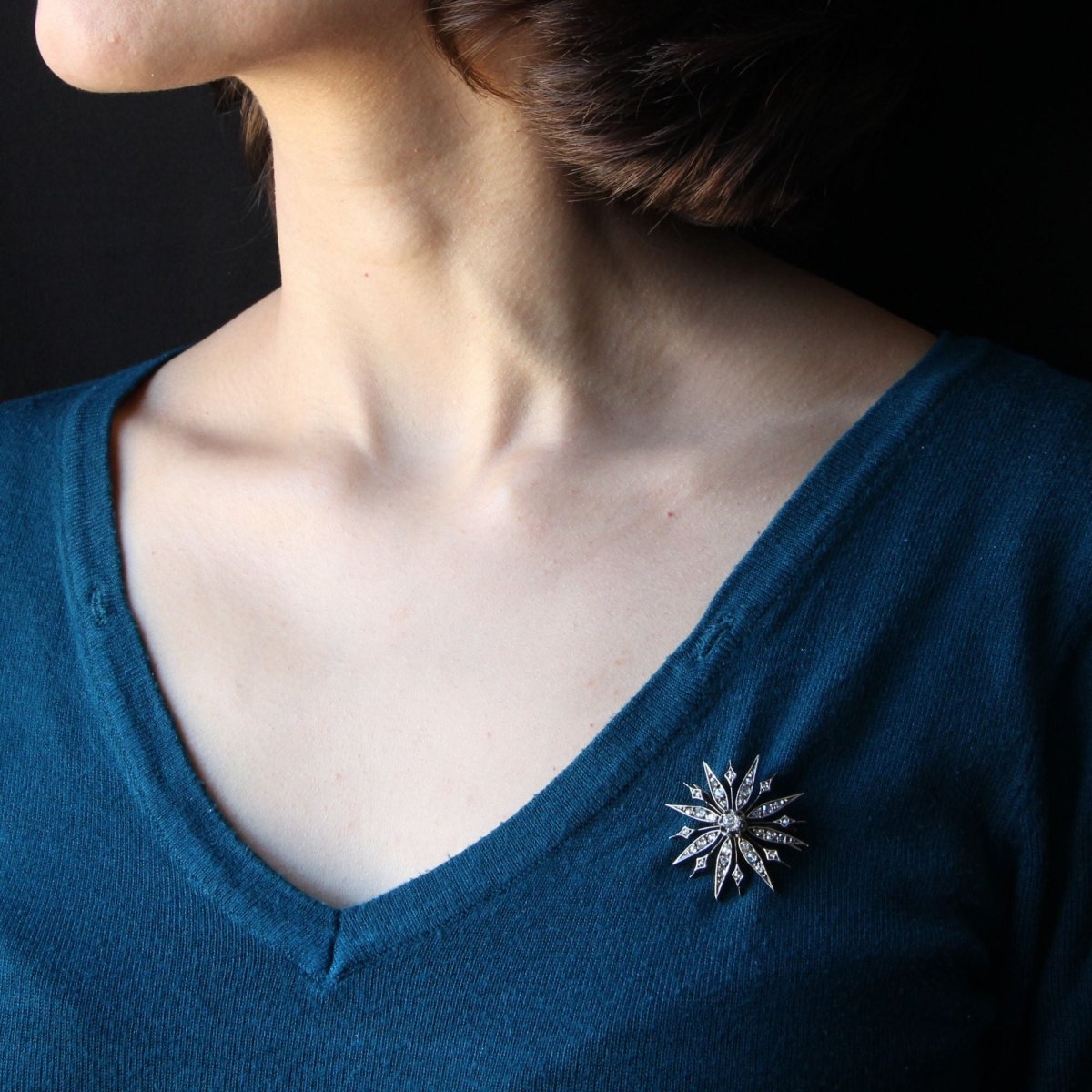 Broche ANCIENNE Flocon en or jaune et diamants - Castafiore