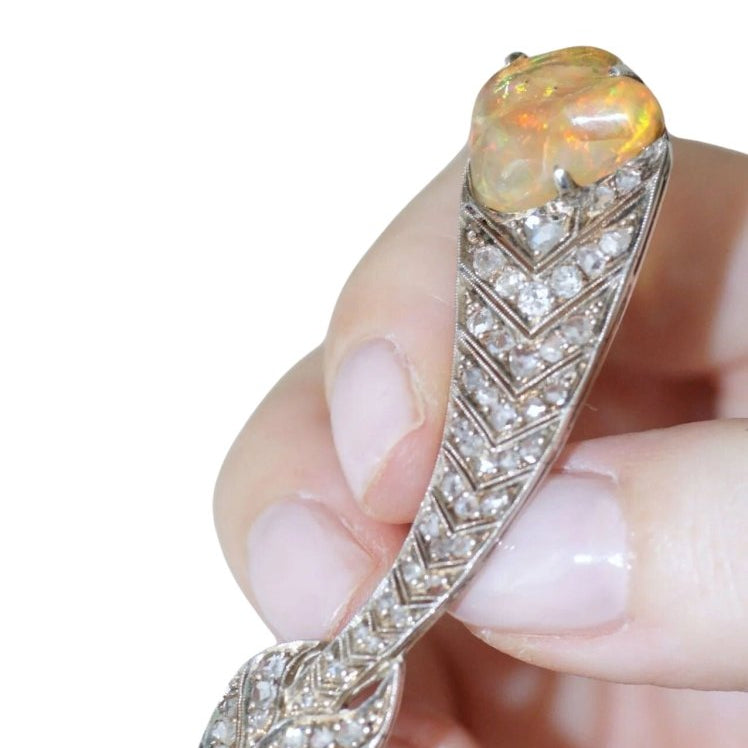 Broche ancienne plume opale de feu et diamants - Castafiore