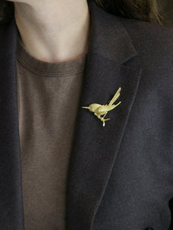 Broche animalière Oiseau or jaune diamant - Castafiore