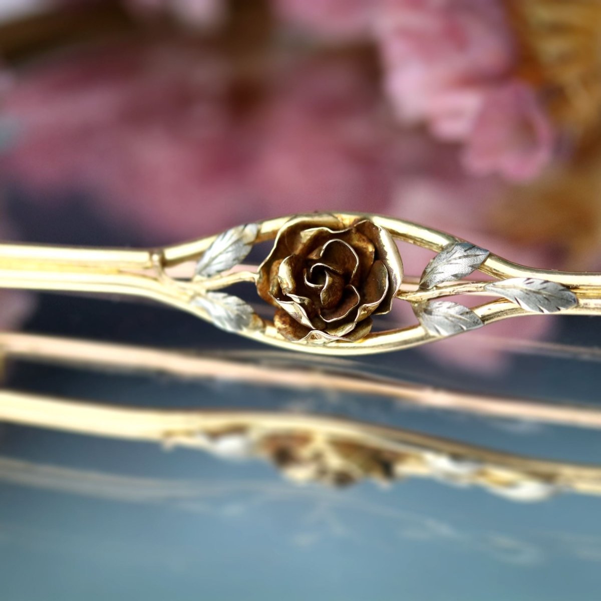 Brooch rosebud hair clip