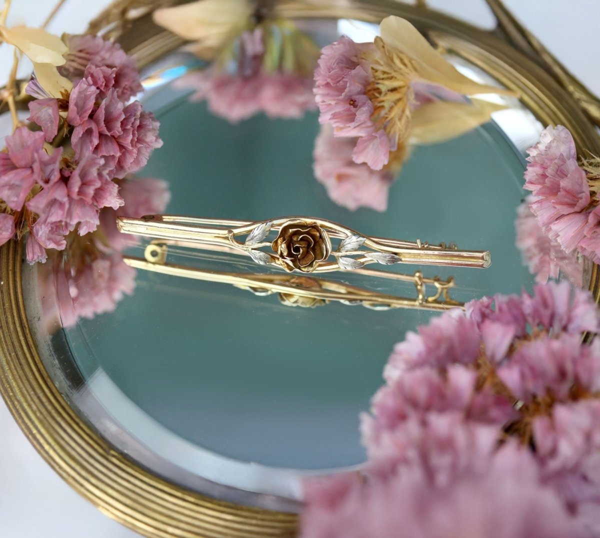 Brooch rosebud hair clip