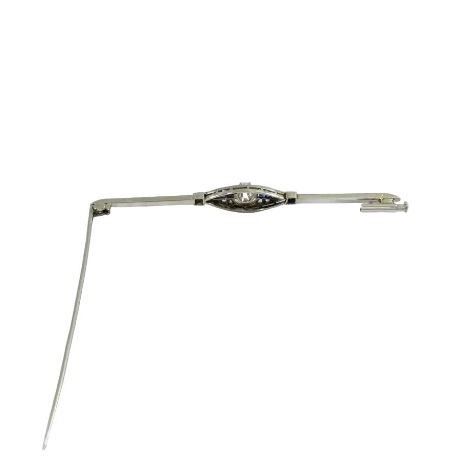 Broche Barrette en or blanc, saphirs et diamants - Castafiore