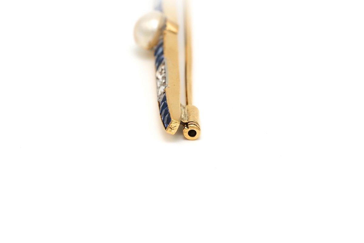 Broche Barrette en or jaune, saphirs, perle et diamants - Castafiore