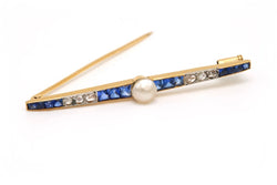 Broche Barrette en or jaune, saphirs, perle et diamants - Castafiore