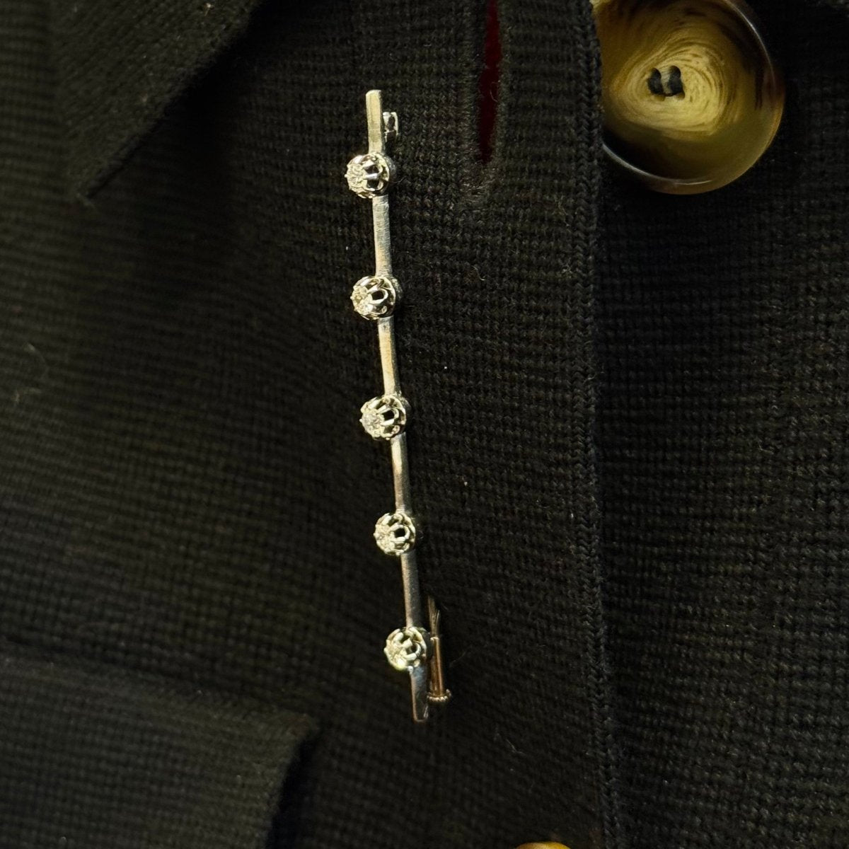 Broche barrette en platine et diamants - Castafiore