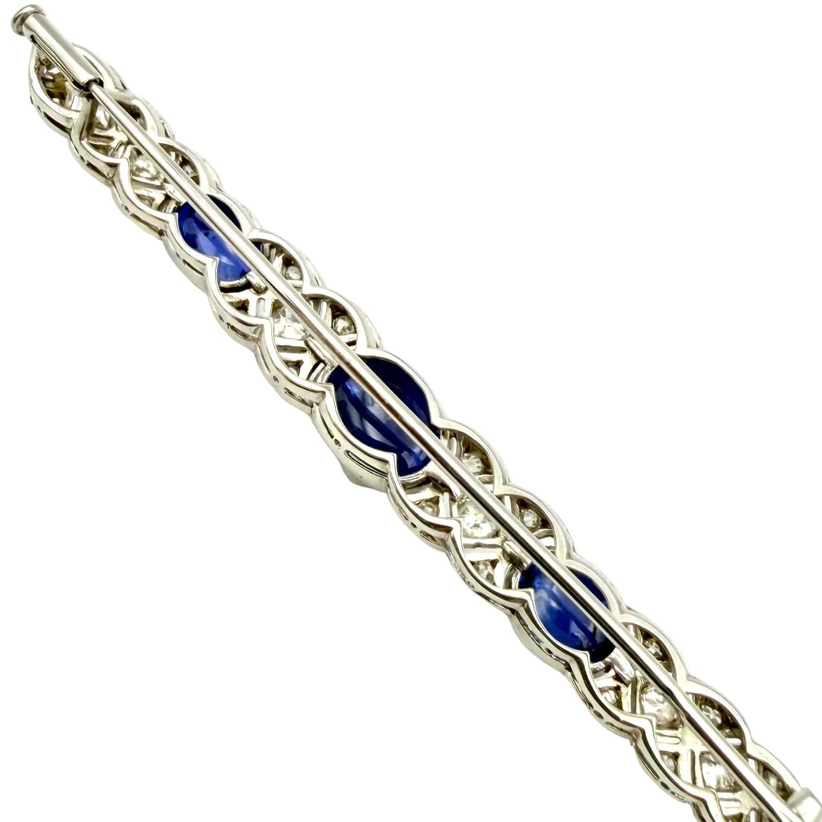 Broche Barrette en platine, saphirs et diamants - Castafiore