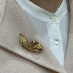 Broche BOUCHERON en or jaune et saphirs - Castafiore