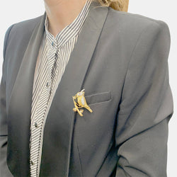 Broche Boucheron, "Oiseau sur sa branche", or jaune, platine - Castafiore