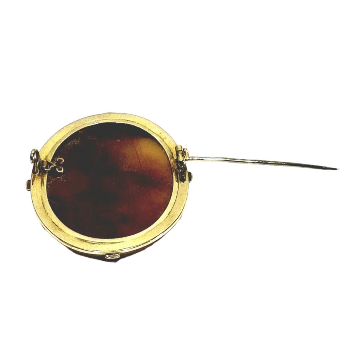 Broche Camée en or jaune et perles - Castafiore