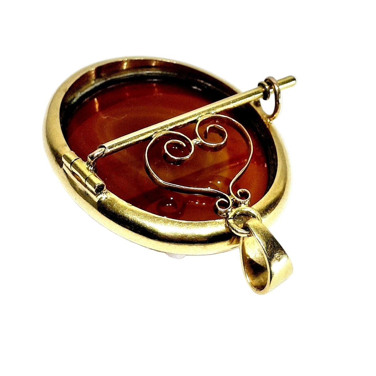 Broche Camée en or rose et agate - Castafiore