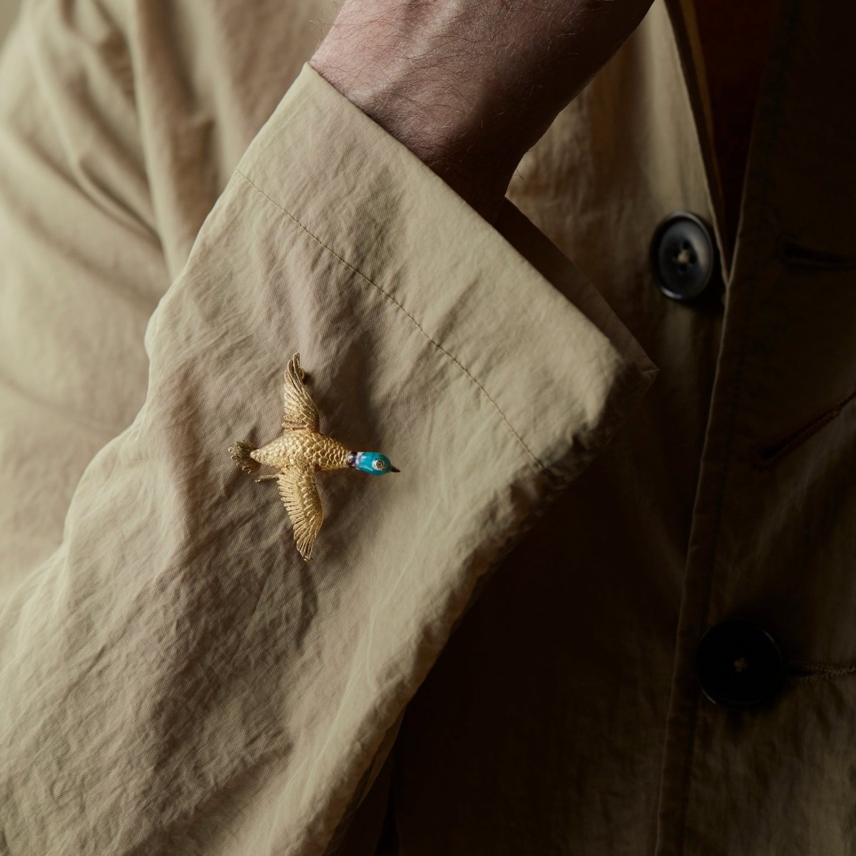 Broche canard en or jaune et diamant - Castafiore