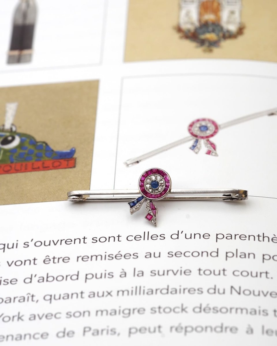 Broche Cartier cocarde France - Castafiore