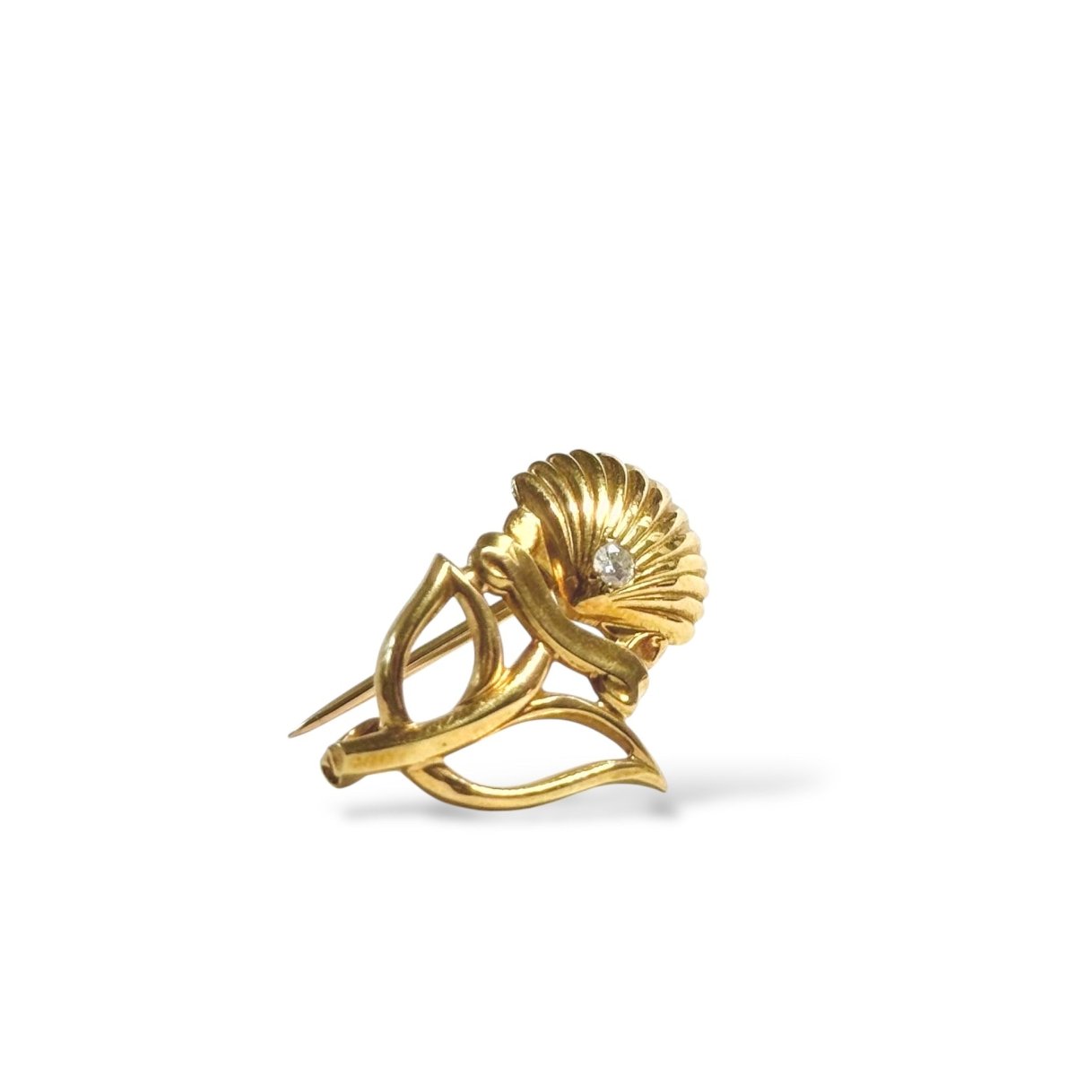 Broche Cartier pour Shell - Castafiore