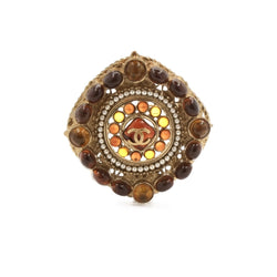 Broche CHANEL en métal, cabochons et perles - Castafiore