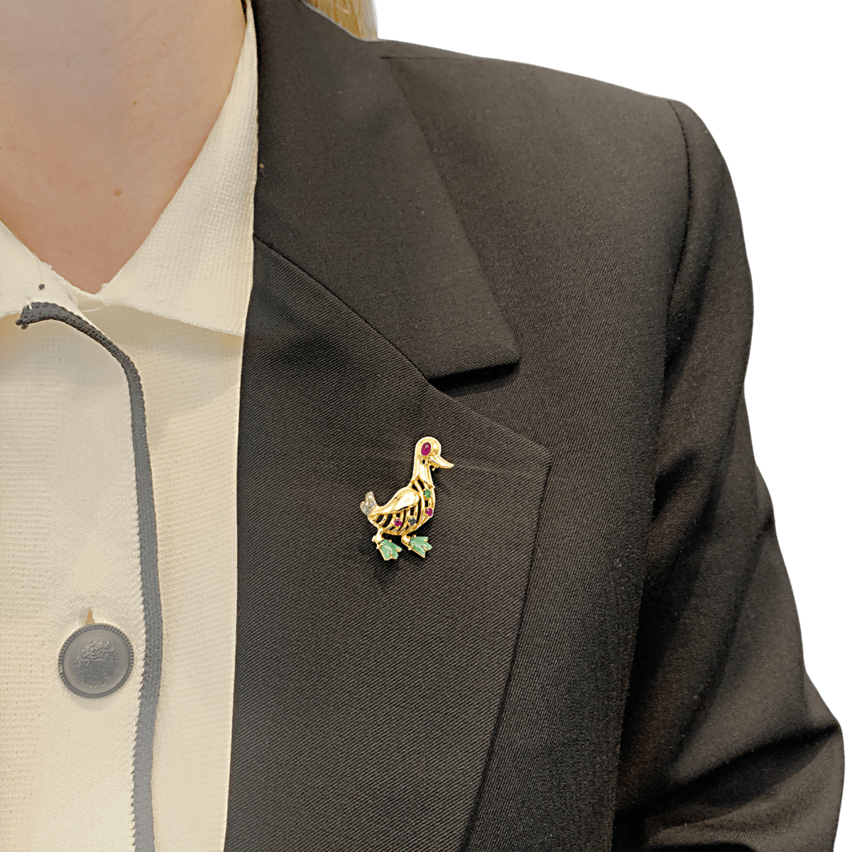 Broche Clip en or blanc, or jaune, rubis, émeraude, , turquoises, saphir et diamants - Castafiore