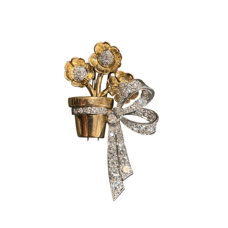 Broche Clip en or jaune, platine et diamants - Castafiore