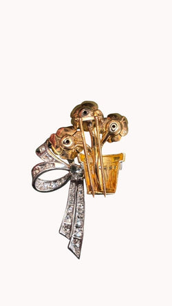Broche Clip en or jaune, platine et diamants - Castafiore