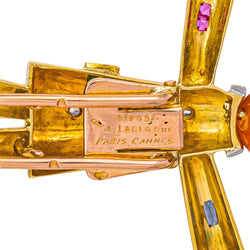 Broche Clip LAROCHE "Épouvantail" en or jaune, platine, cornaline, saphirs, rubis, émeraudes et diamants - Castafiore