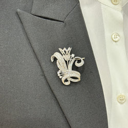 Broche en Or 18k et platine avec 2,50 Cts de diamants taille ancienne vers 1950. - Castafiore