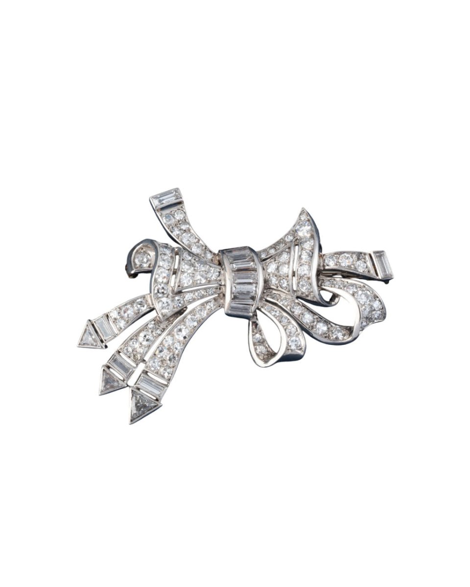 Broche en or blanc, platine et diamants - Castafiore