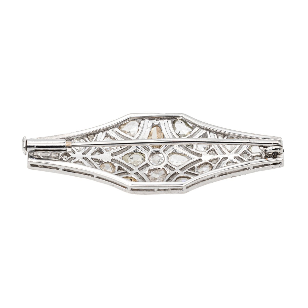 Broche en or blanc, platine et diamants - Castafiore