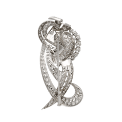 Broche en or gris, platine et diamant - Castafiore